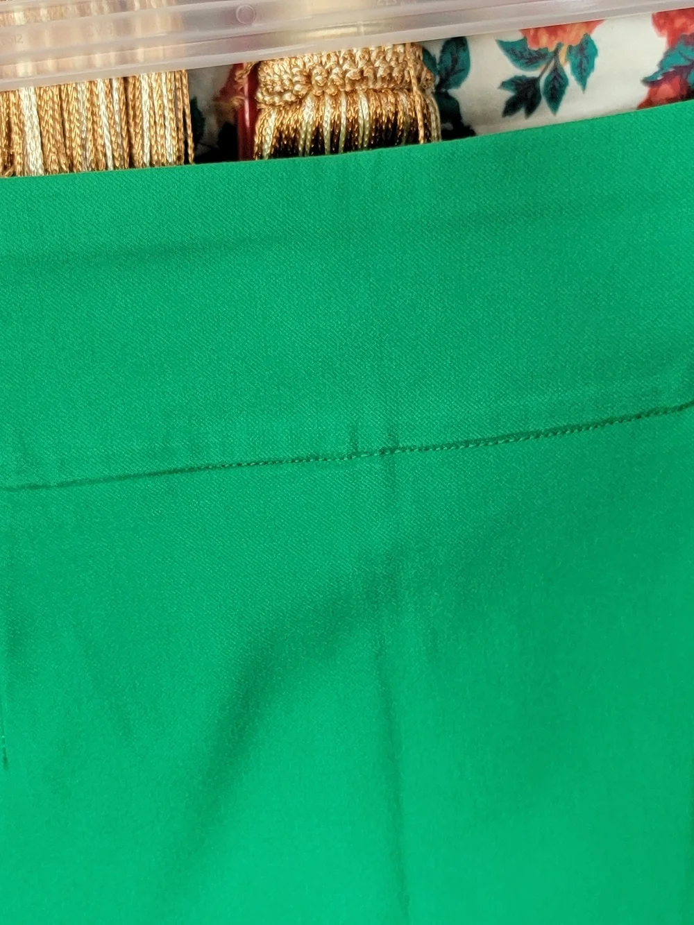 crown & ivy Bright Green Eyelet Hem Mini Skort - Picture 3 of 7